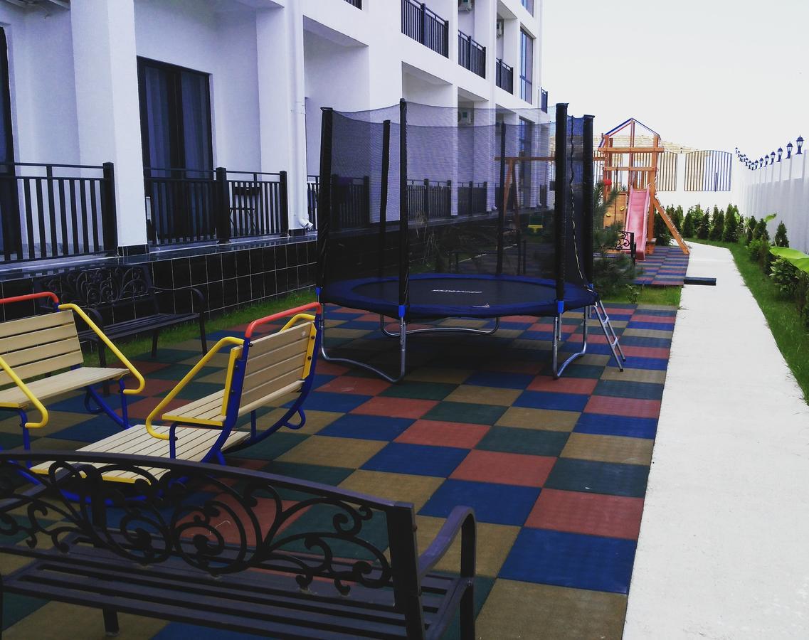 Hotel Paradise Beach Alakhadze Bagian luar foto