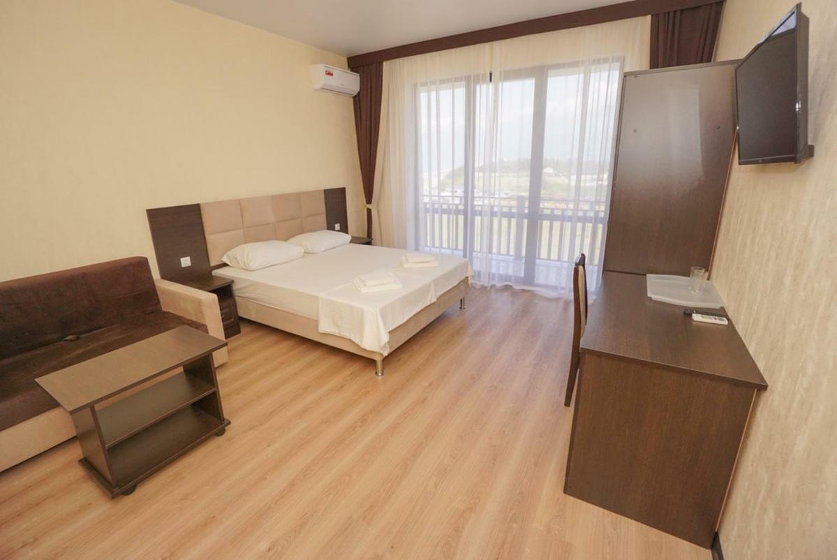 Hotel Paradise Beach Alakhadze Bagian luar foto